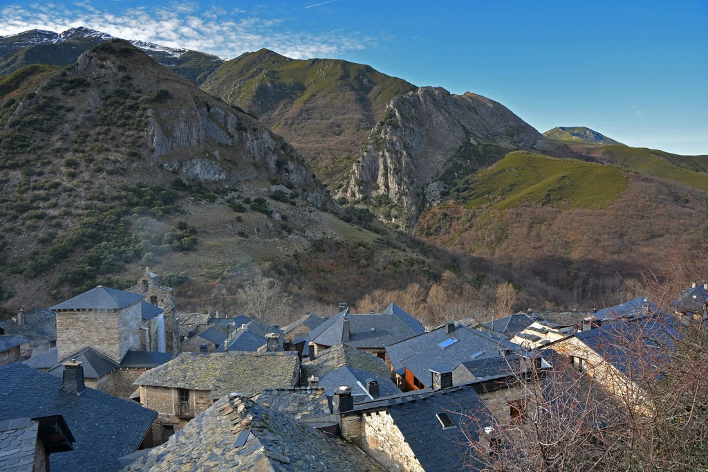 Montañas de Peñalba de Santiago, Ponferrada, El Bierzo, León, Castilla y León, España.