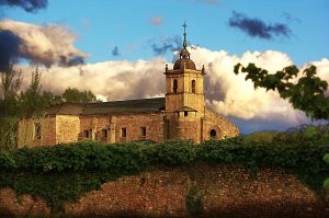 Monasterio de Santa María en Carracedo del Monasterio, Carracedelo, El Bierzo, León, Castilla y Leòn, España.