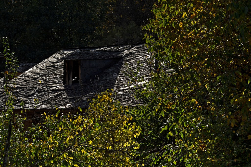 Casa con buhardilla en Espanillo, Arganza, El Bierzo, León, Castilla y León, España.