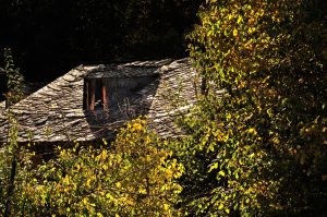 Casa con buhardilla en Espanillo, Arganza, El Bierzo, León, Castilla y León, España.