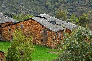 Casas del pasado en Paradiña, Villafranca del Bierzo, El Bierzo, León, Castilla y León, España.