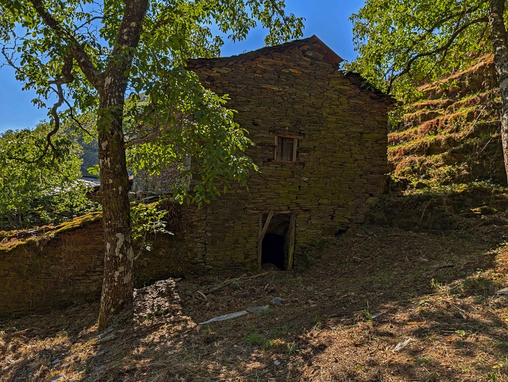 Arnado, Oencia, El Bierzo, León, Castilla y León, España.