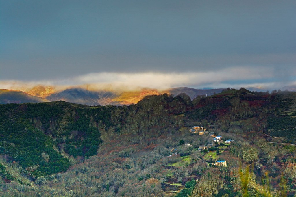 Moral de Valcarce, Trabadelo, El Bierzo, León, Castilla y León, España.